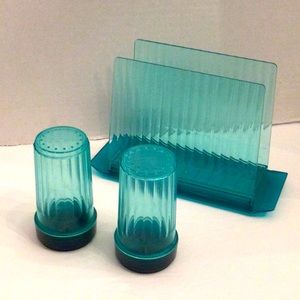 NOS vintage Arrow USA retro salt and pepper and napkin holder
